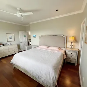 https://a-spacious-suit-close-to-yvr-richmond.vancouver-hotels-bc.net