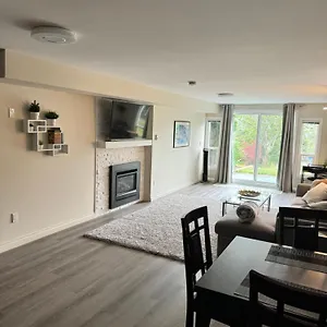 https://bright-private-1-bdrm-suite-with-fireplace.vancouver-hotels-bc.net