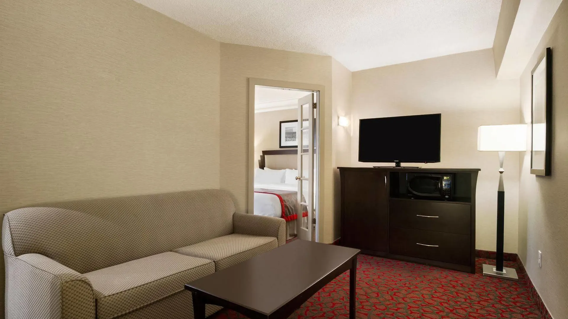 Hampton Inn & Suites By Hilton Toronto Downtown 3*,  Canadá