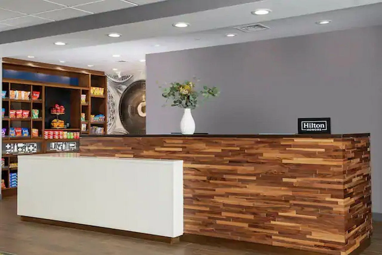 Hotel Hampton Inn & Suites By Hilton Toronto Downtown