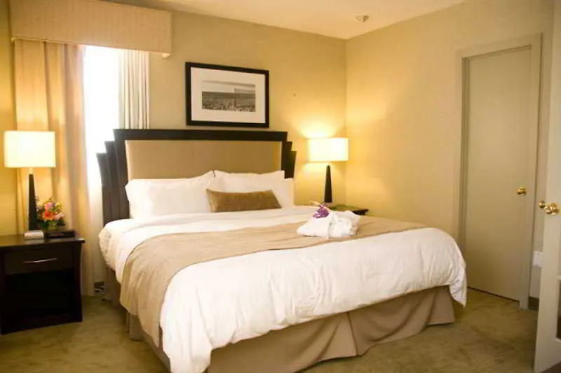 Hampton Inn & Suites By Hilton Toronto Downtown